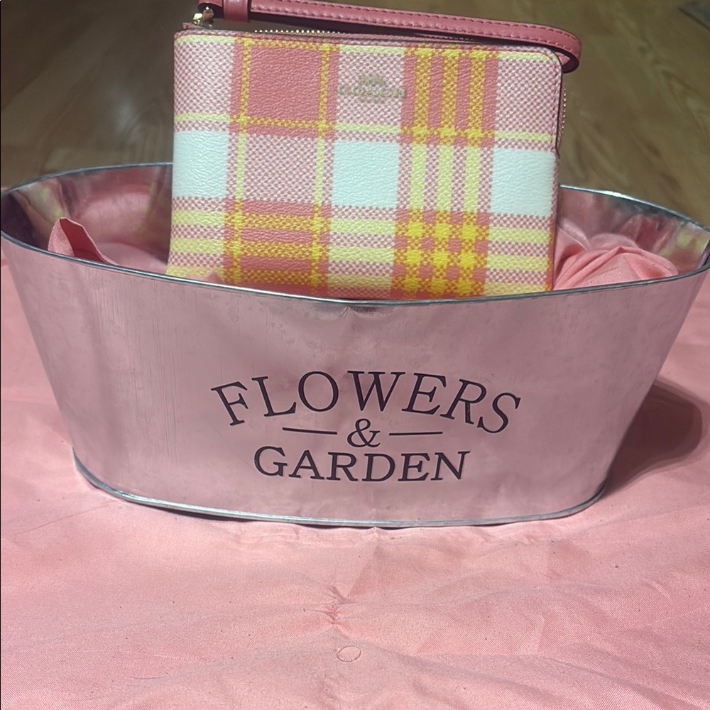 Coach Garden Gold/Taffy plaid print wristlet.